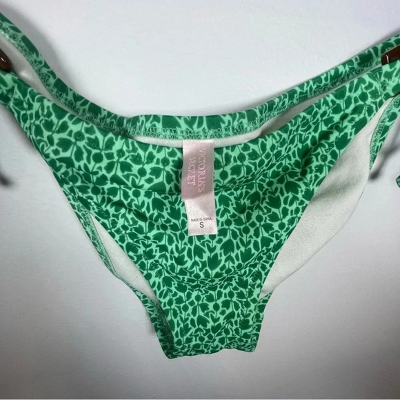 Victoria’s Secret Green Bikini Bottoms Size Small - Picture 5 of 8